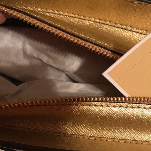 Michael Kors Bag - Picture 5 of 7